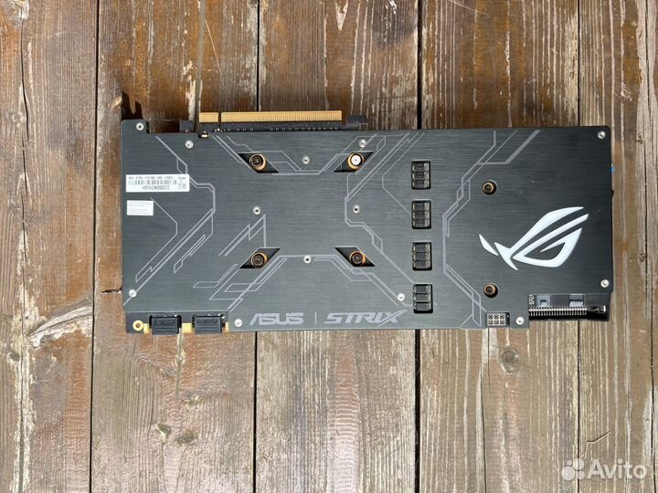 Asus Rog Strix GTX 1080 Видеокарта