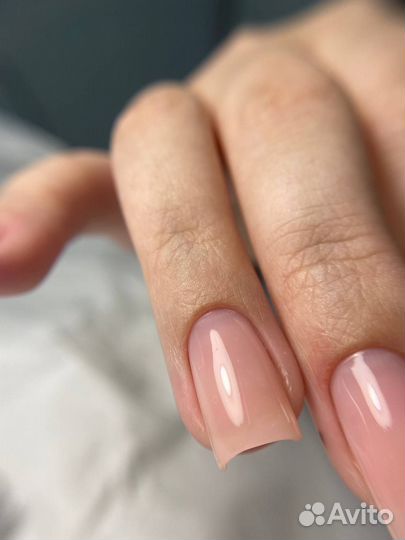 Мастер маникюра и педикюра