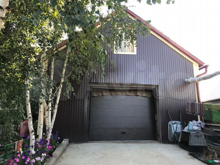 Коттедж 340 м² на участке 6 сот.