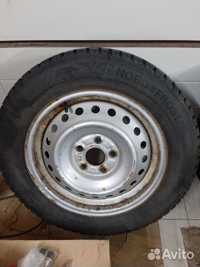 Gislaved Nord Frost 200 205/60 R16 95H