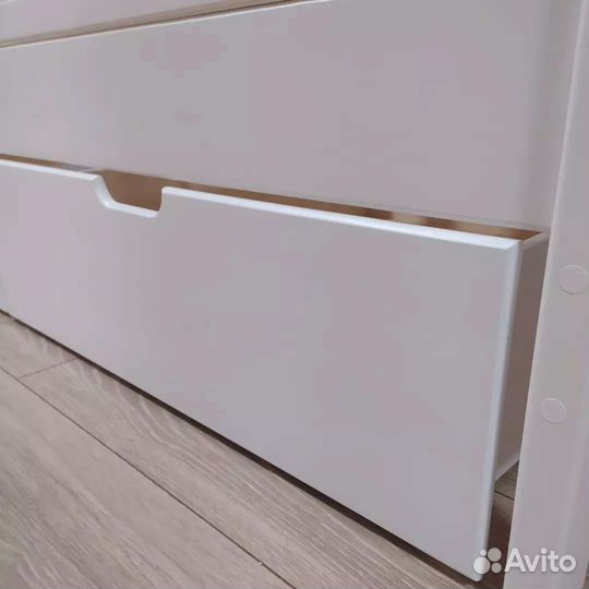 Кроватка детская