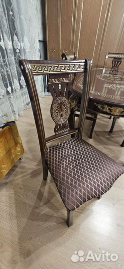 Кухонный стол и стулья комплект бу