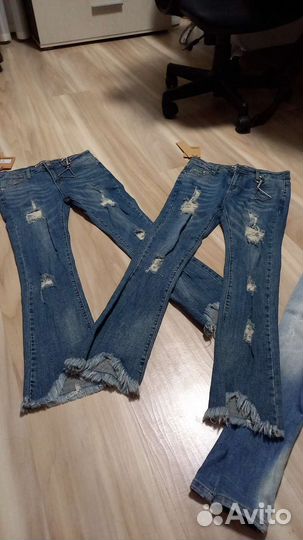 Джинсы