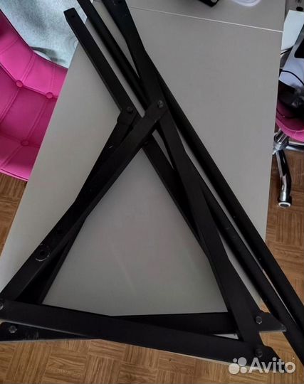 Кронштейн для хранения колес