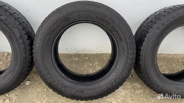 Nokian Tyres Hakkapeliitta 7 SUV 235/65 R17 108T