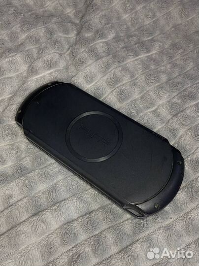 Sony psp 1008E