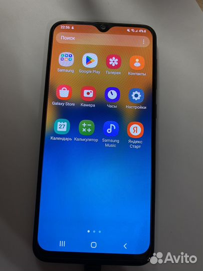 Samsung Galaxy A20, 3/32 ГБ