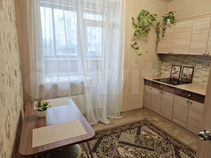 2-к. квартира, 55 м², 1/5 эт.