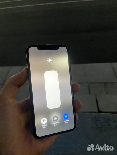 iPhone X, 64 ГБ