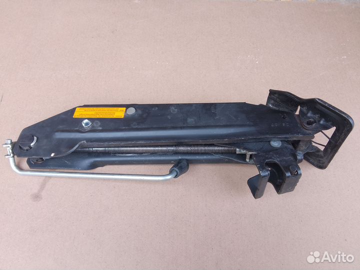 Домкрат Volkswagen Touareg 7L BKS