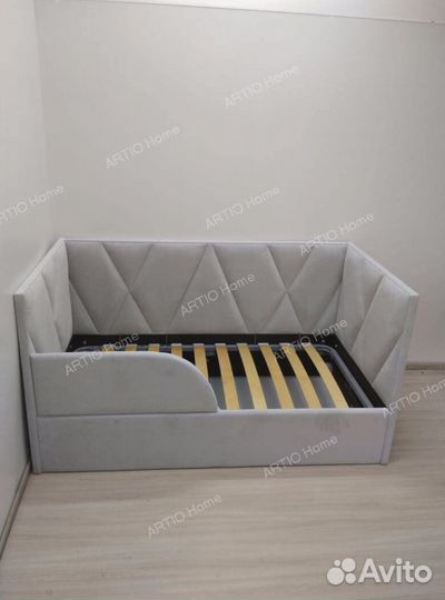 Детский диванчик