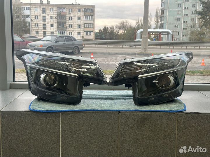 Фары Kia Seltos 2019- 92101Q5010, 92102Q5010