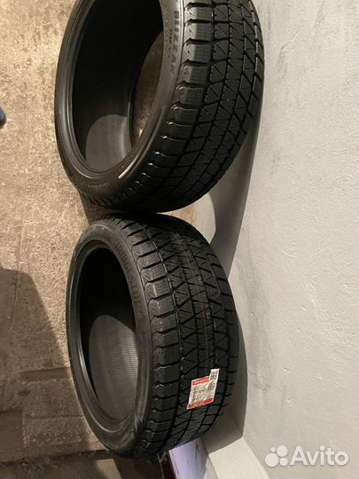 Bridgestone Blizzak DM-V3 295/40 R21