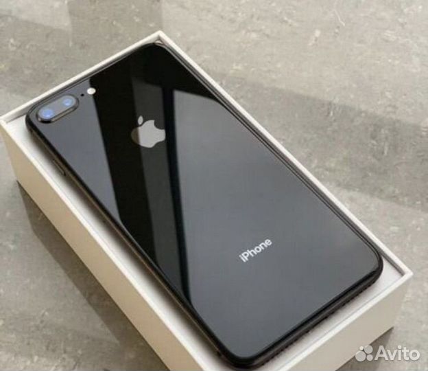 iPhone 8 Plus, 64 ГБ