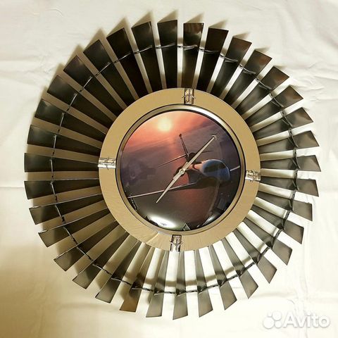 Часы из турбины самолета Ту-154М