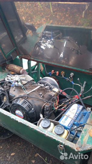 Гусеничный вездеход болотоход