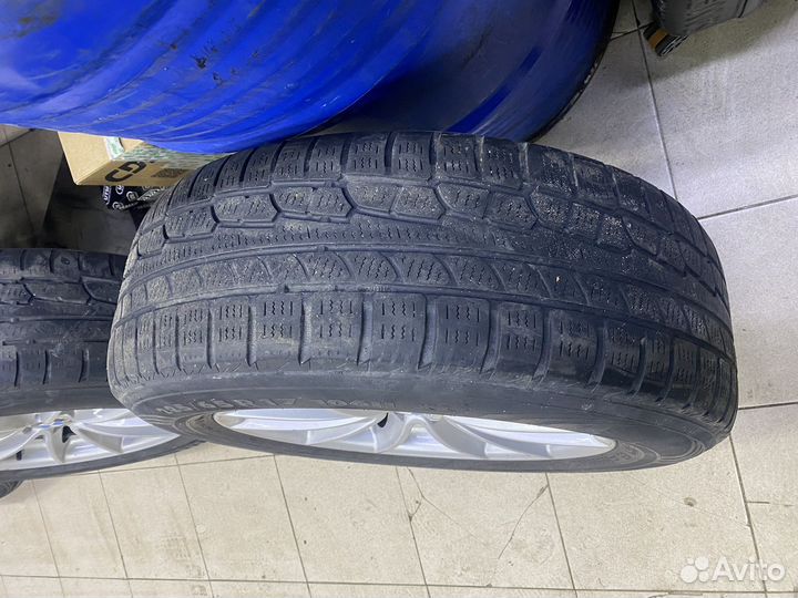 R17 Nokian Tyres Hakka Black 225/65, PCD 5x120 DIA 72.62
