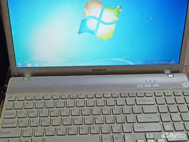 Ноутбук sony vaio i5 модель PCG-71211V