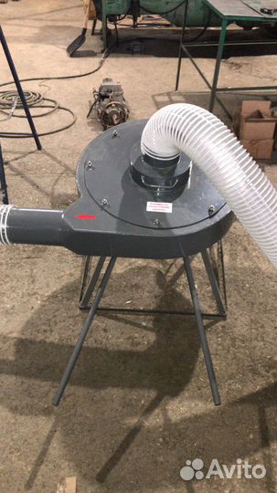 Дробилка зерна и сена пневматическая молотковая