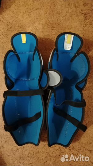 Щитки хоккейные 15