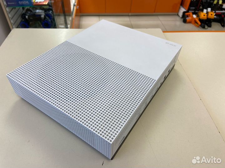 Игровая приставка Xbox One S 500Gb (Лс)