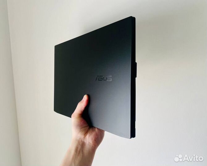 Asus Creator Core i9 oled