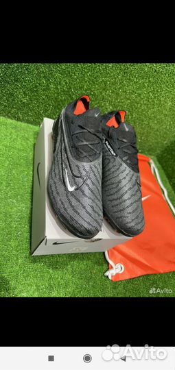 Футбольные бутсы