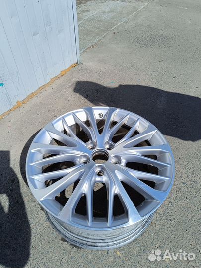 Диск toyota camry r18