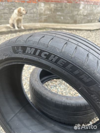 Michelin Pilot Sport 4 S 225/40 R40 и 225