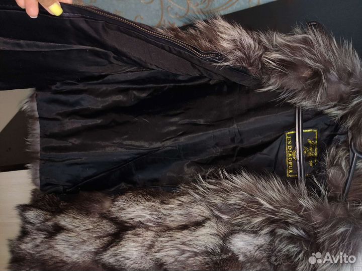 Меховая жилетка из чернобурки 46-48
