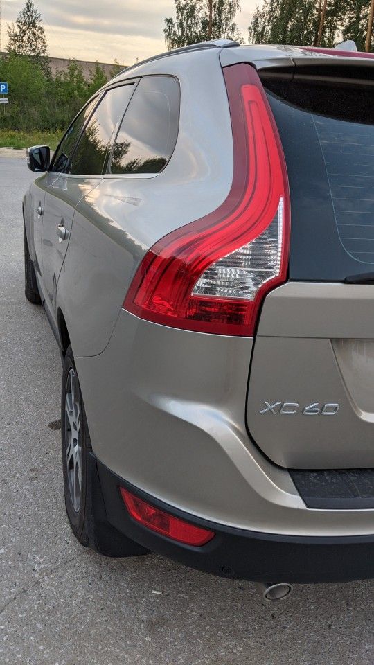 Volvo XC60: фото владельца