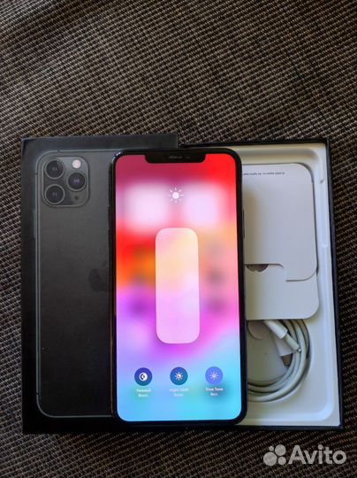 iPhone 11 Pro Max, 64 ГБ