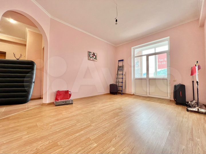 2-к. квартира, 68 м², 4/6 эт.