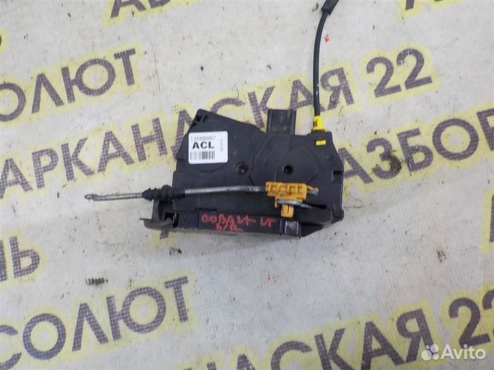 Замок двери задней правой Chevrolet Cobalt II 201