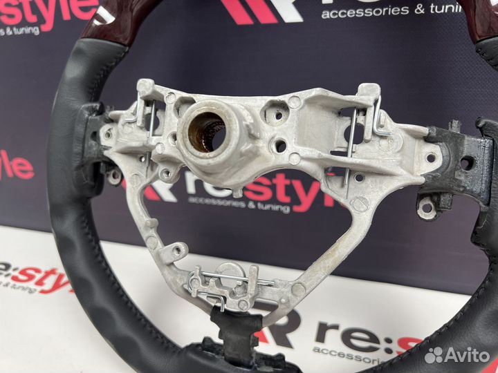 Руль Toyota Harrier XU60 2013-2017г