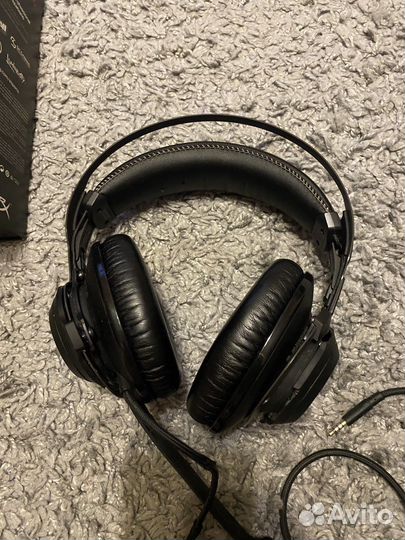 Игровые наушники hyperx cloud Revolver S