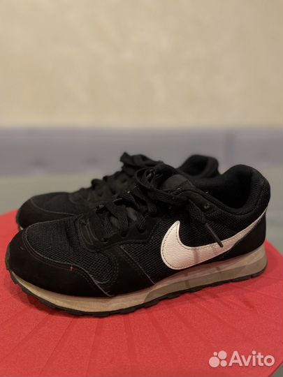 Кроссовки nike