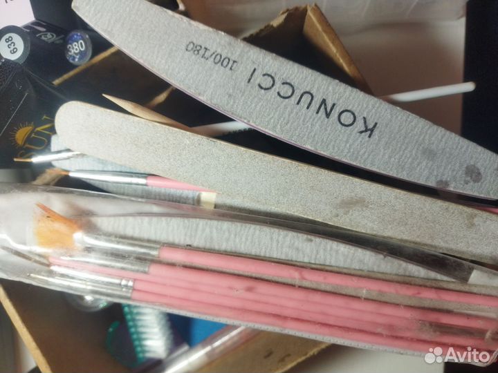 Маникюрный набор, лаки, лампа, лампа с подсветкой