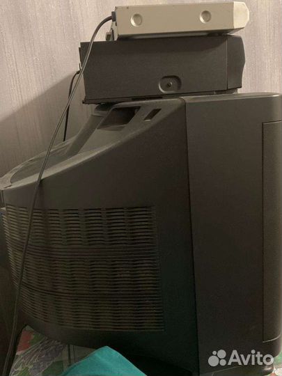Телевизор samsung, видеомагнитофон JVC, DVD Samsu
