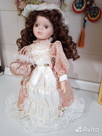 Коллекционная кукла