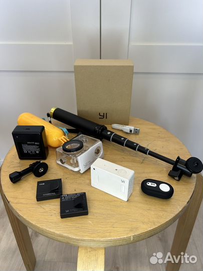 Экшн камера xiaomi yi