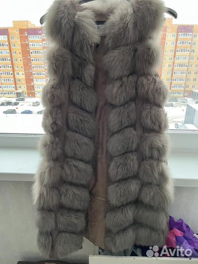 Меховая жилетка