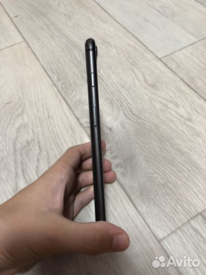 iPhone 8 Plus, 64 ГБ