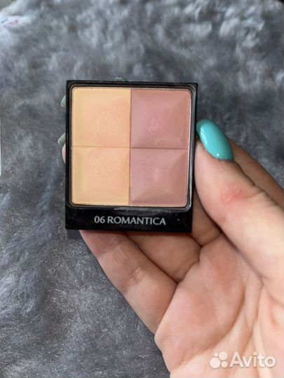 Givenchy румяна