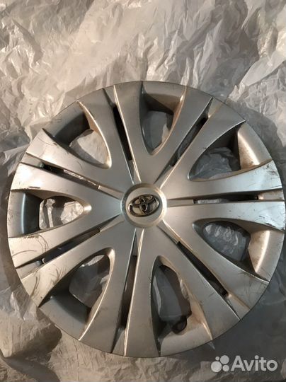 Колпаки на колеса r 16 toyota