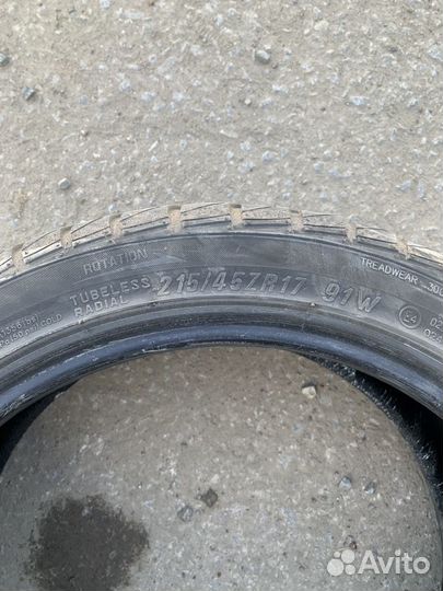 Maxxis MA-Z3 Victra 215/45 R17