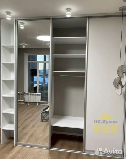 Шкаф в прихожую