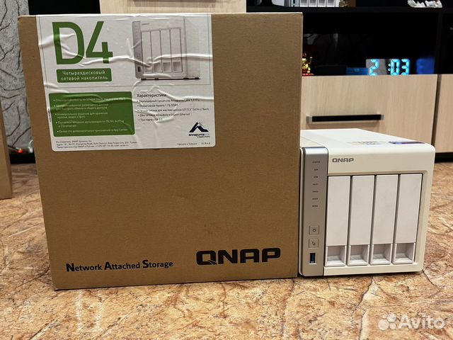 Qnap D4