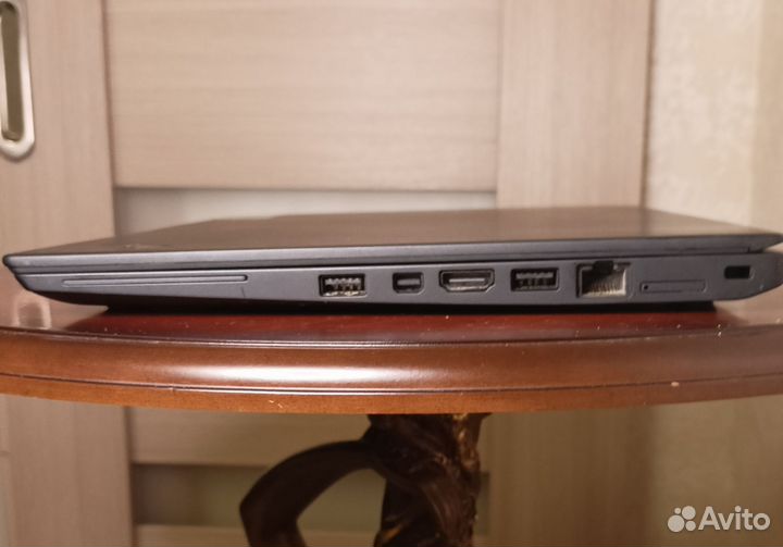 Ноутбук Lenovo Thinkpad T460S: i5-6300U/8/256