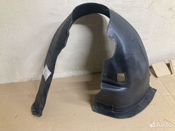 Подкрылок Kia Rio 2017- передний левый